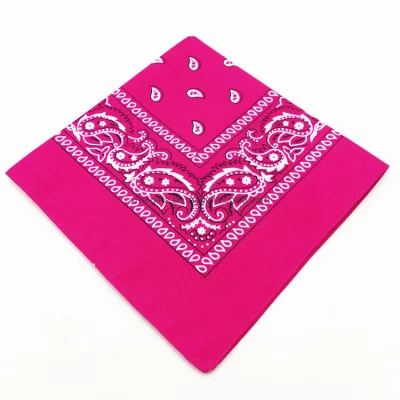 Quadratischer Bandana-Großhandel, günstiger, maßgeschneiderter, bedruckter, stilvoller Baumwoll-Bandana-Halsschal